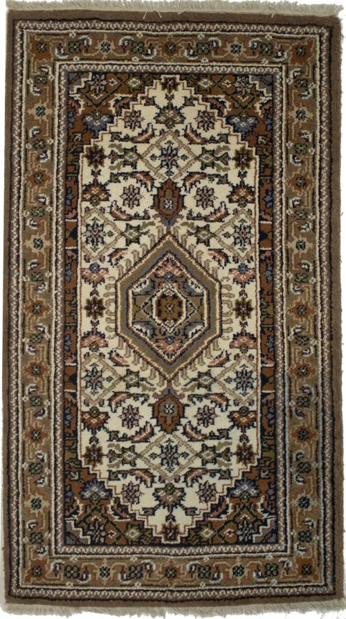 Cream Floral Tribal 3X5 Indo-Bidjar Oriental Rug