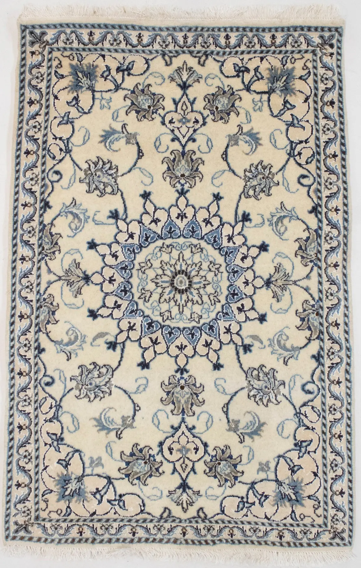 Cream Classic 3X4 Nain Persian Rug