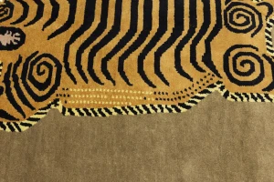 Tiger Khaki Tribal Pictorial 6X6 Fine Nepali Oriental Square Rug