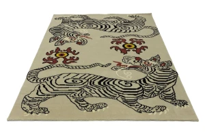 Beige Tribal 5X8 Fine Nepali Oriental Rug