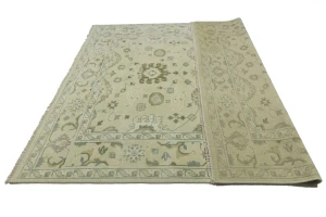 Cream Floral 8X10 Oushak Chobi Oriental Rug