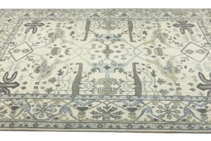 Cream Floral 9X12 Oushak Oriental Rug