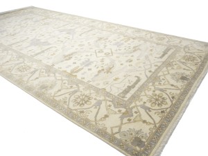 Cream Floral 10X20 Oushak Oriental Rug