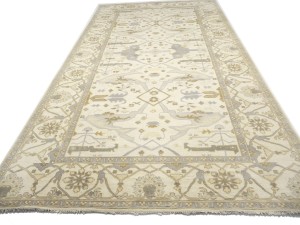 Cream Floral 10X20 Oushak Oriental Rug