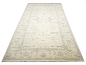 Cream Floral 10X19 Oushak Oriental Rug