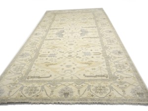 Cream Floral 10X19 Oushak Oriental Rug
