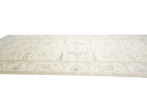Cream Floral 10X19 Oushak Oriental Rug