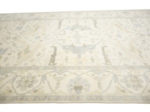 Cream Floral 10X19 Oushak Oriental Rug
