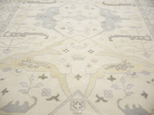 Cream Floral 9X18 Oushak Oriental Rug