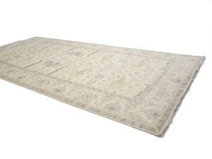 Cream Floral 9X18 Oushak Oriental Rug