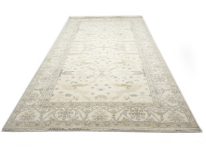 Cream Floral 8X16 Oushak Oriental Rug