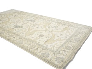 Cream Floral 8X16 Oushak Oriental Rug