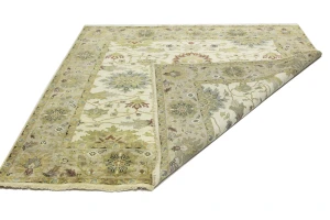 Cream Floral Osh Chobi 8X8 Peshawar Oriental Square Rug