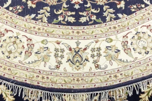 Dark Navy Floral 8X8 Indo-Nain Oriental Round Rug