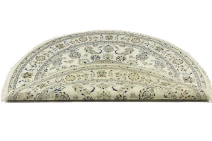 Cream Floral 6X6 Indo-Nain Round Oriental Rug
