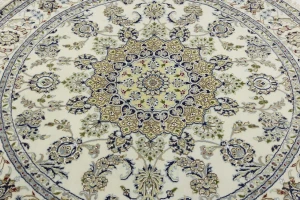 Cream Floral 6X6 Indo-Nain Oriental Round Rug