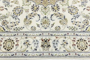 Cream Traditional Floral 6X9 Indo-Nain Oriental Rug