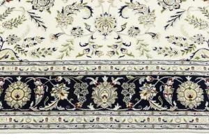 Cream Floral 8X10 Indo-Nain Oriental Rug