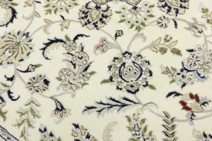 Cream Floral 8X10 Indo-Nain Oriental Rug