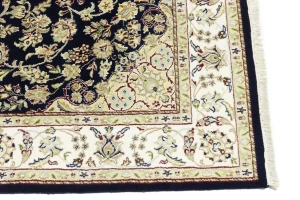 Dark Navy Floral 5X7 Indo-Nain Oriental Rug