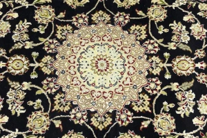 Black Floral 4X6 Indo-Nain Oriental Rug