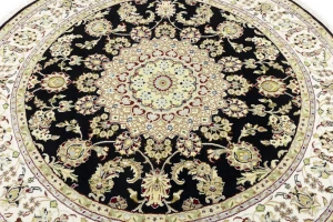 Black Floral 6X6 Indo-Nain Oriental Round Rug