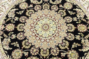 Black Floral 6X6 Indo-Nain Oriental Round Rug
