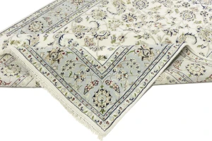 Cream Floral 6'5X10 Indo-Nain Oriental Rug