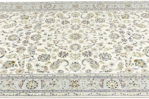 Cream Floral 6'5X10 Indo-Nain Oriental Rug