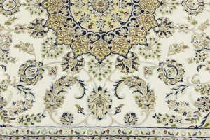 Cream Floral 6'7X10 Indo-Nain Oriental Rug