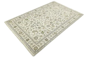Cream Floral 6'7X10 Indo-Nain Oriental Rug