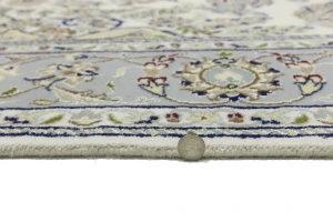 Cream Floral 6X9 Indo-Nain Oriental Rug