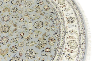 Light Blue-gray Floral 8X8 Indo-Nain Oriental Round Rug