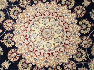 Dark Navy Floral 6X6 Indo-Nain Oriental Round Rug