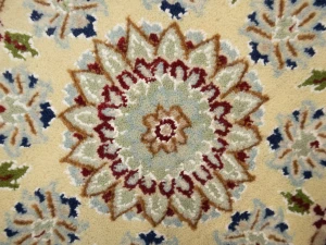 Dark Navy Floral 6X6 Indo-Nain Oriental Round Rug
