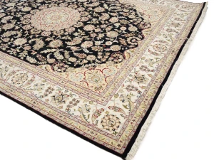 Black Floral 8X10 Indo-Nain Oriental Rug
