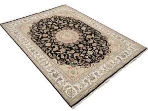 Black Floral 8X10 Indo-Nain Oriental Rug