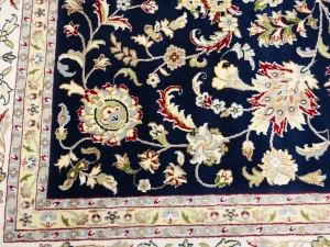 Dark Navy Floral 10X14 Indo-Nain Oriental Rug