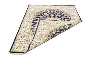 Dark Navy Floral 5'6 X 7 Indo-Nain Oriental Rug