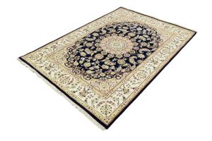 Dark Navy Floral 5'6 X 7 Indo-Nain Oriental Rug