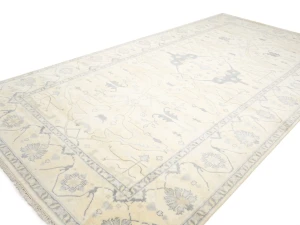 Muted Beige Floral Transitional 9X18 Oushak Oriental Rug