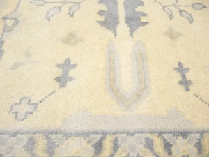 Muted Beige Floral Transitional 9X18 Oushak Oriental Rug