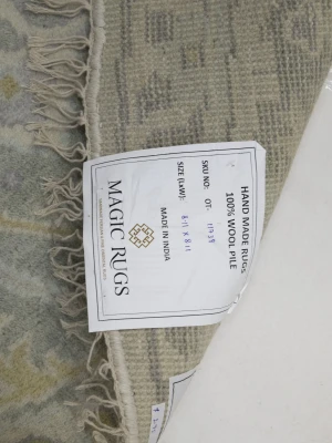 Muted Light Gray Floral Traditional 9X9 Oushak Oriental Round Rug