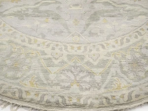 Muted Light Gray Floral Traditional 9X9 Oushak Oriental Round Rug