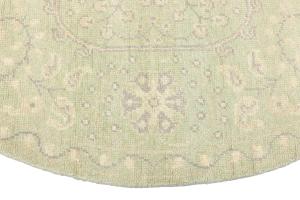 Muted Light Green Floral 6X6 Transitional Oriental Round Rug