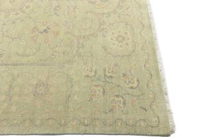 Muted Light Green Floral 8X8 Transitional Oriental Square Rug