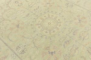Muted Light Green Floral 8X8 Transitional Oriental Square Rug