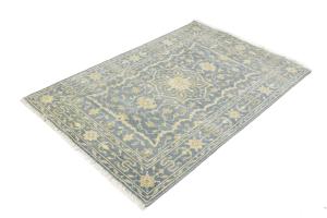 Muted Gray Floral 4x6Transitional Oriental Area Rug