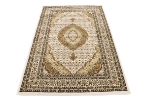 Ivory Floral Oriental Style 4X6 Machine-Made Rug