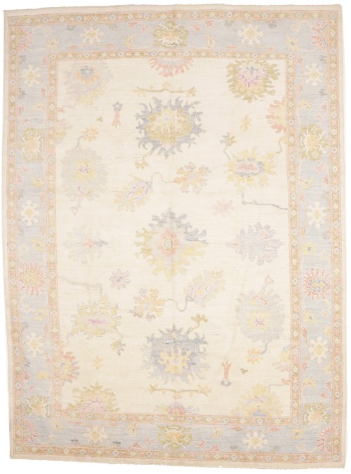 Cream Floral Oushak Peshawar 9X12 Pakistan Oriental Rug